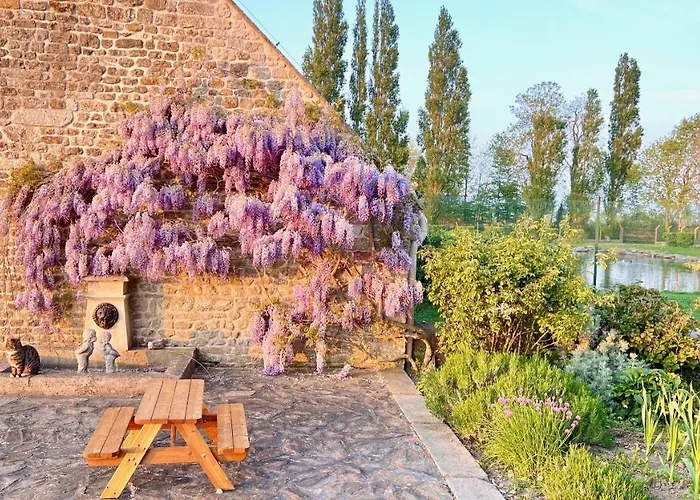 Chateau Du Bu