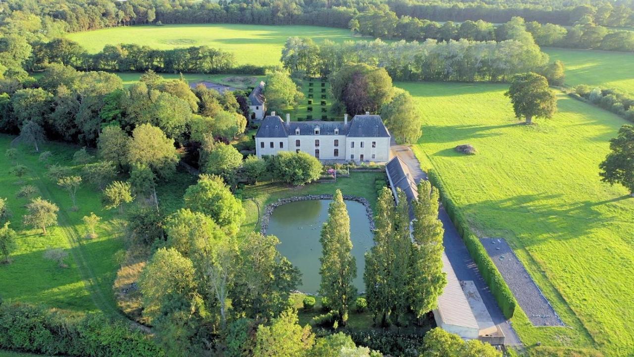 Chateau Du Bu Hotel