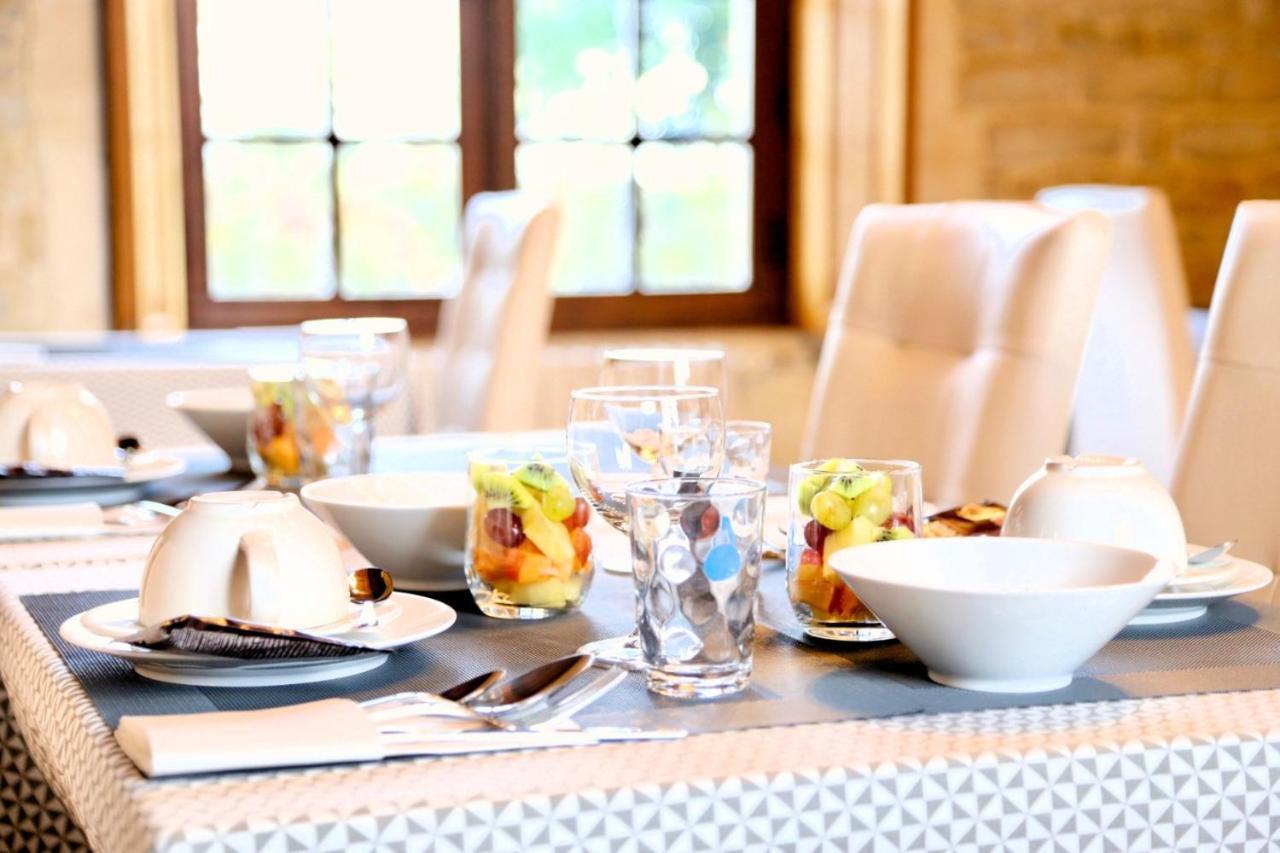 Hotel Chateau Du Bu 4*