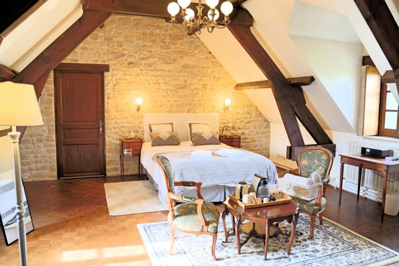 Hotel Chateau Du Bu 4*