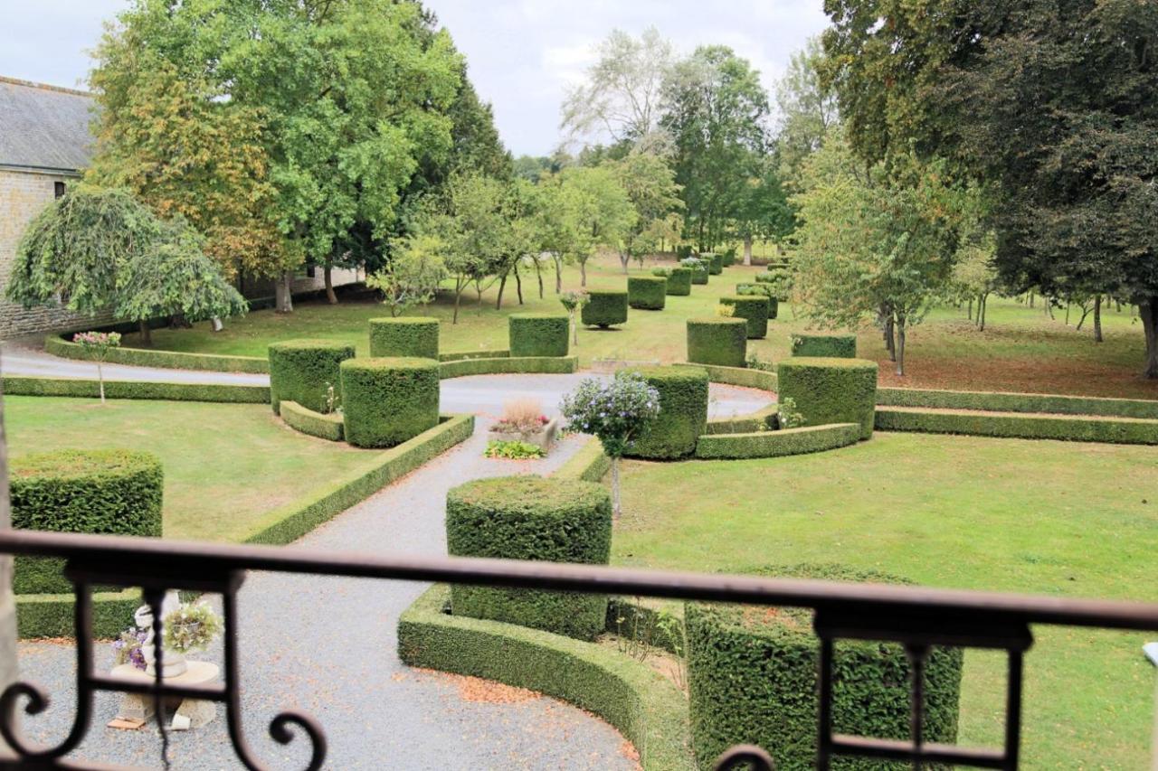 Chateau Du Bu 4*