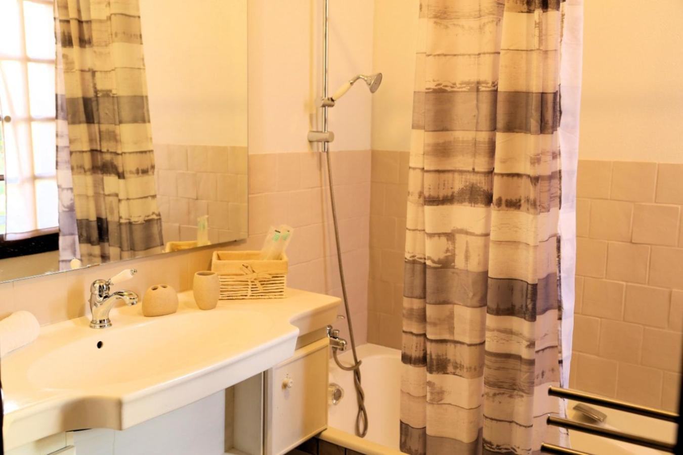 Chateau Du Bu 4* Anctoville
