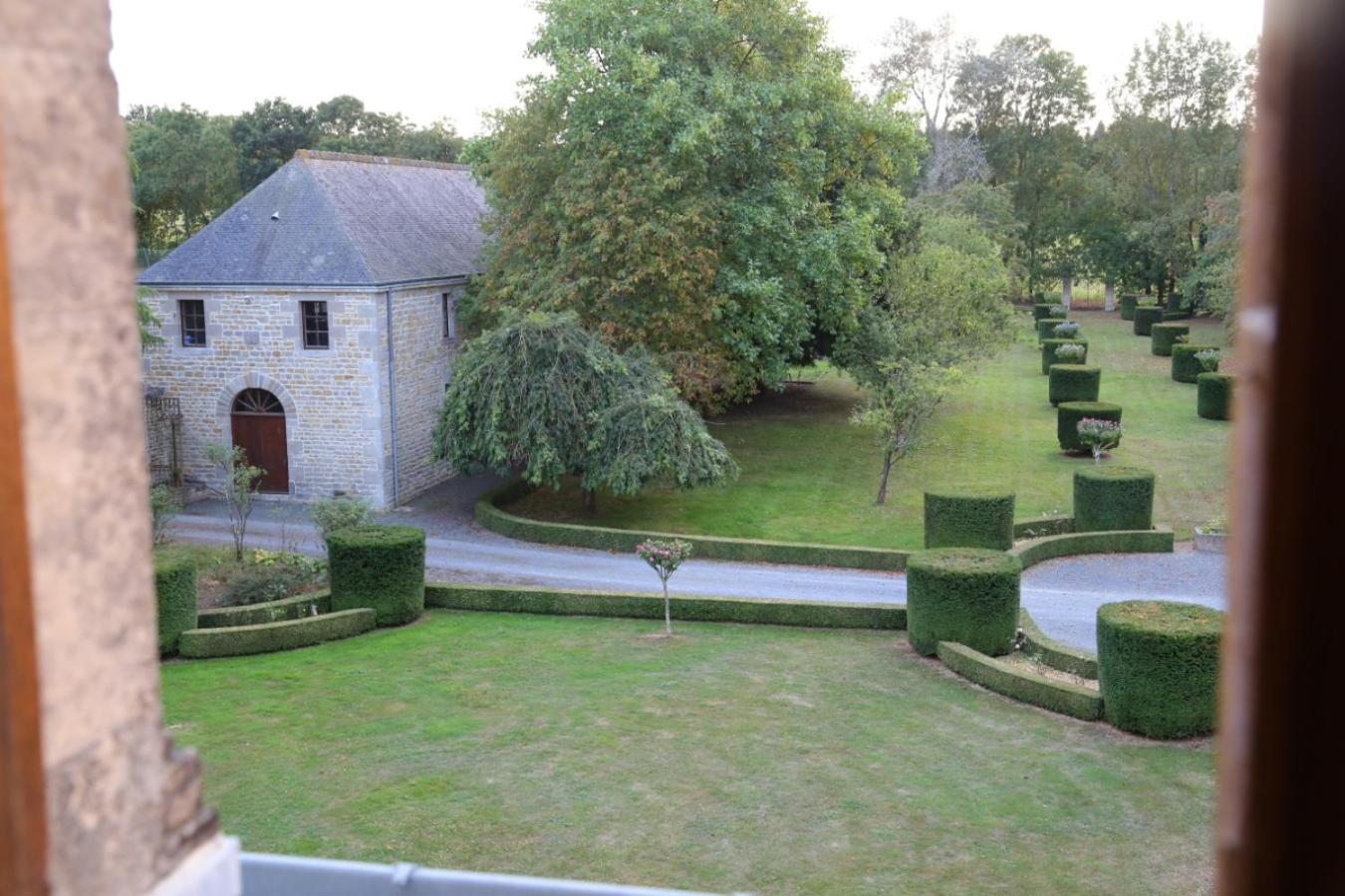 Chateau Du Bu